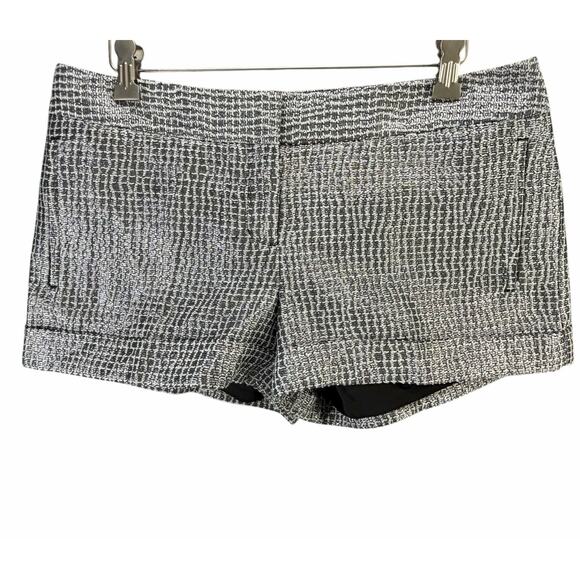 Express Tweed Shorts Women 6 Silver Metallic Black Pockets Cuffed Lined Party - Picture 1 of 11